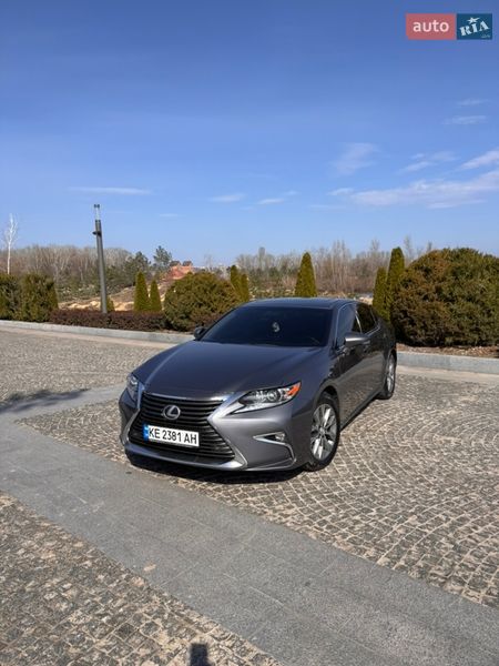 Седан Lexus ES 2013 в Днепре