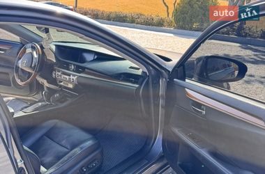 Седан Lexus ES 2013 в Днепре