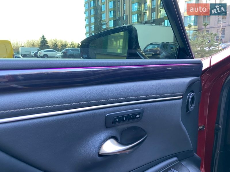 Седан Lexus ES 2019 в Киеве