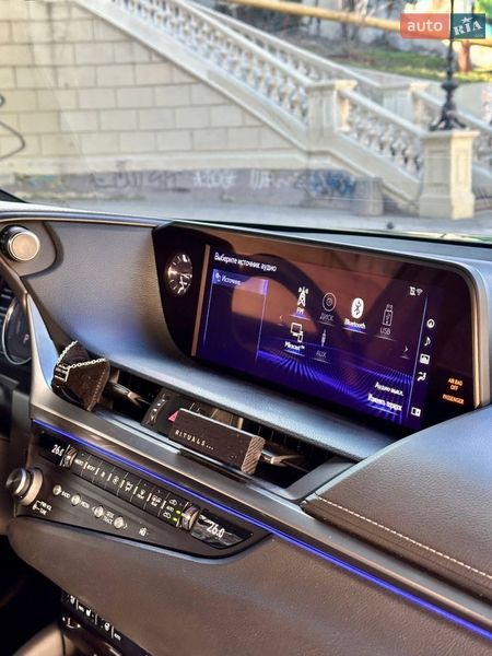 Седан Lexus ES 2019 в Одессе