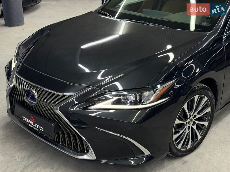 Седан Lexus ES 2019 в Одессе