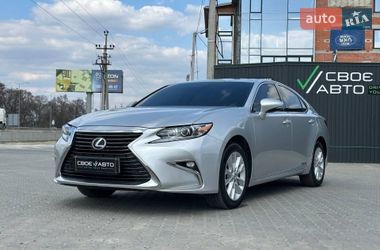 Седан Lexus ES 2013 в Львове