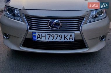 Седан Lexus ES 2015 в Кривом Роге