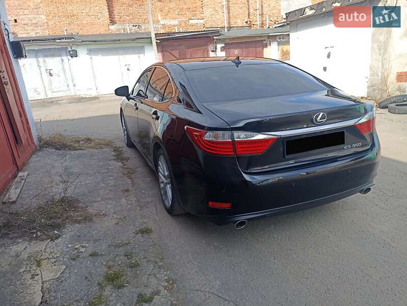 Седан Lexus ES 2014 в Хмельницком