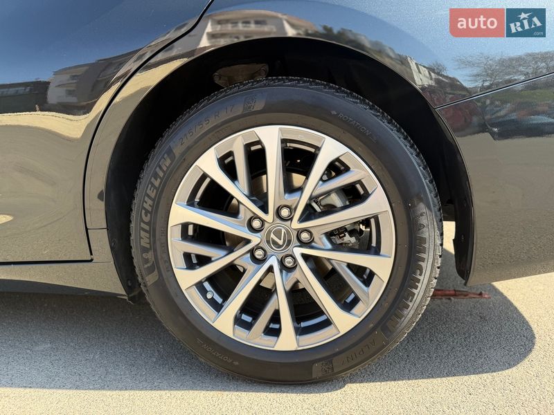 Седан Lexus ES 2023 в Одессе