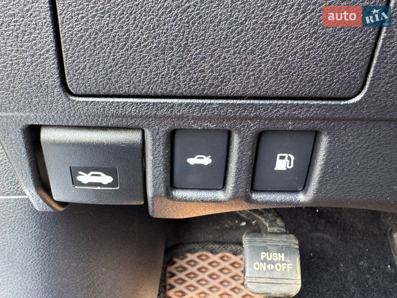 Седан Lexus ES 2014 в Києві фото 18 Седан Lexus ES 2014 в Києві