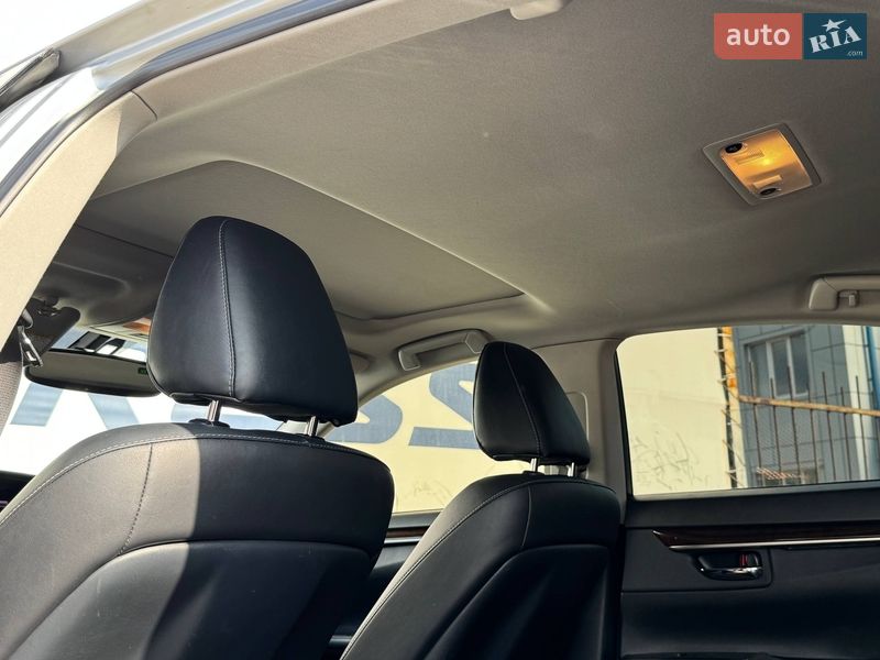 Седан Lexus ES 2014 в Києві фото 31 Седан Lexus ES 2014 в Києві