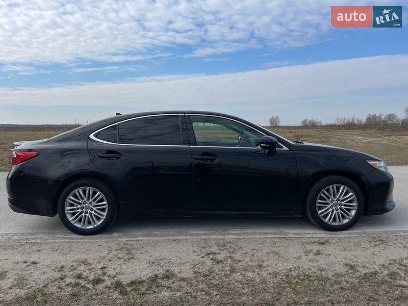 Седан Lexus ES 2014 в Киеве фото 3 Седан Lexus ES 2014 в Киеве