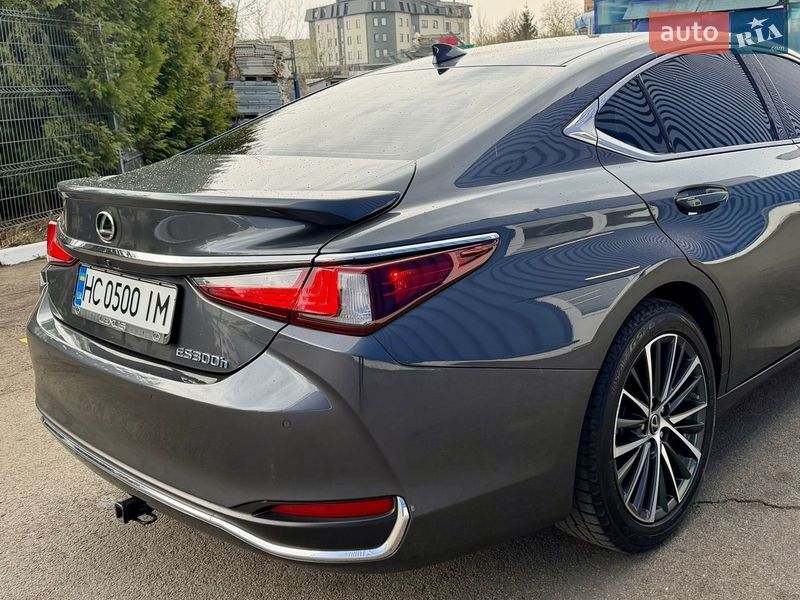 Седан Lexus ES 2023 в Львове фото 23 Седан Lexus ES 2023 в Львове