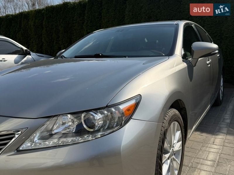 Седан Lexus ES 2015 в Львові фото 7 Седан Lexus ES 2015 в Львові
