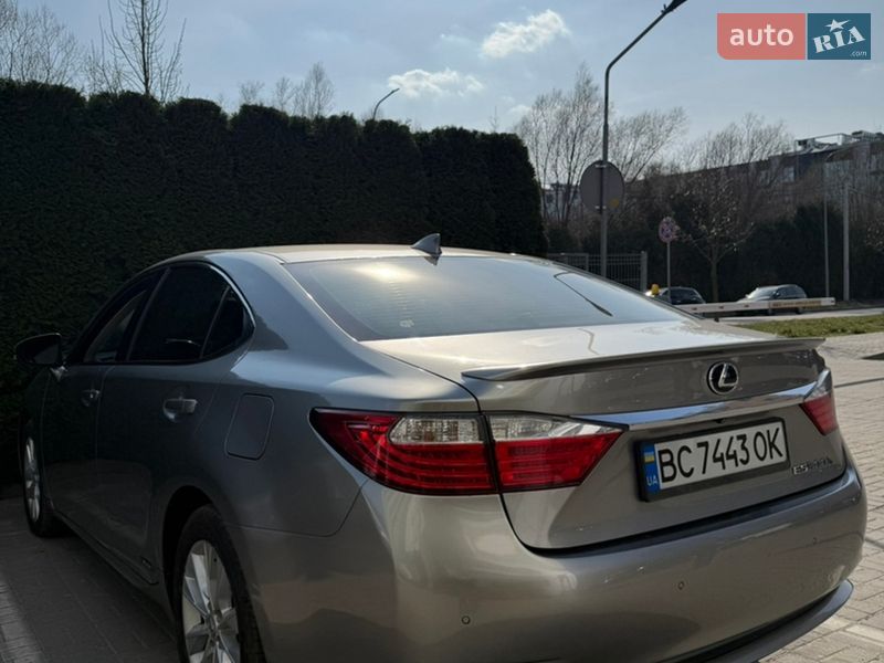 Седан Lexus ES 2015 в Львові фото 10 Седан Lexus ES 2015 в Львові