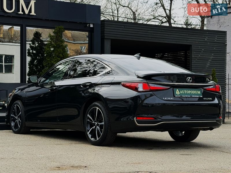 Седан Lexus ES 2023 в Києві фото 22 Седан Lexus ES 2023 в Києві