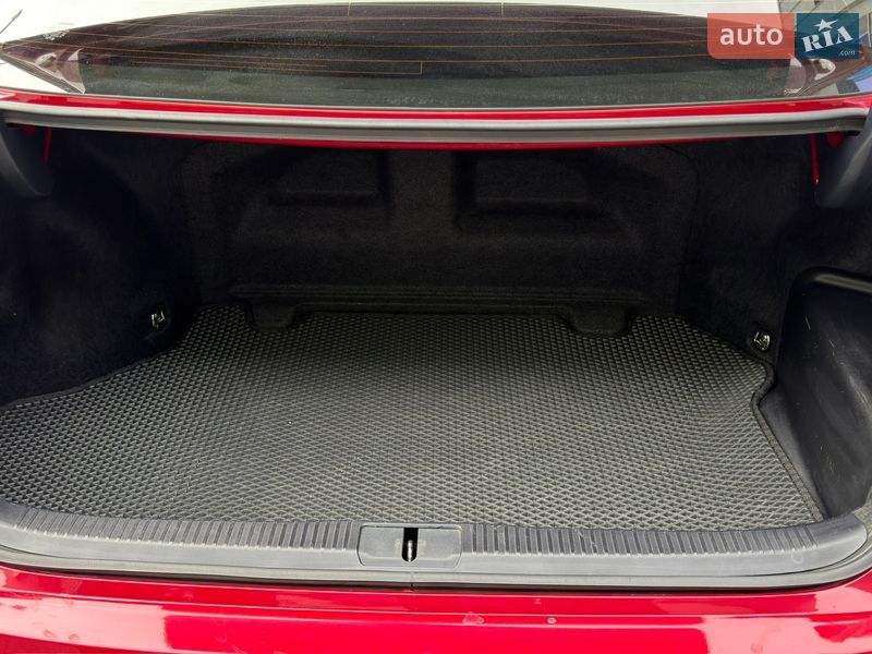 Седан Lexus ES 2014 в Києві