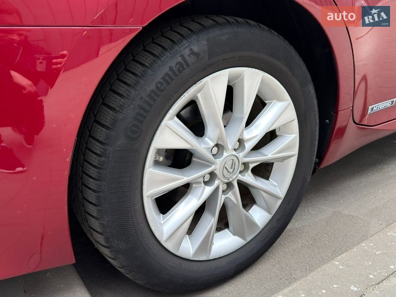 Седан Lexus ES 2014 в Києві