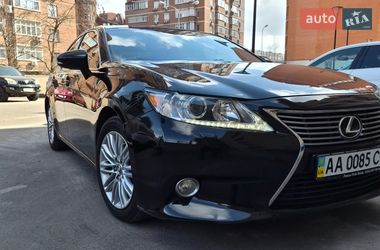 Седан Lexus ES 2012 в Києві