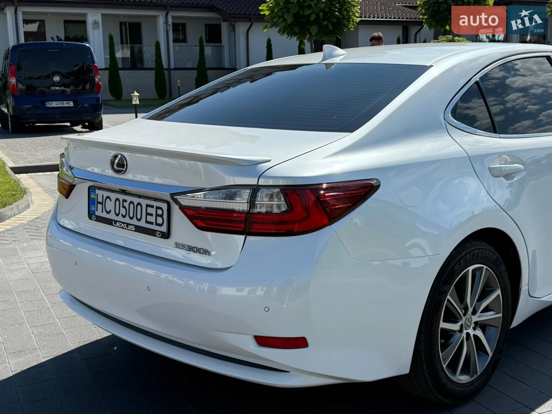 2016 Lexus ES - мініатюра 4