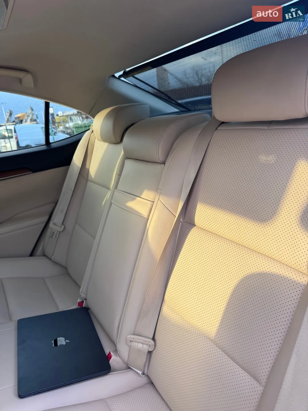2014 Lexus ES - мініатюра 24