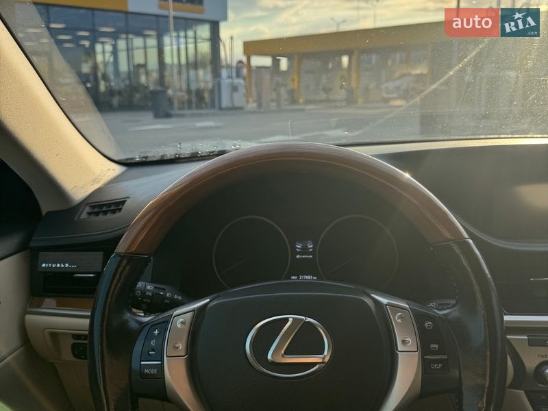 Седан Lexus ES 2014 в Днепре фото 14 Седан Lexus ES 2014 в Днепре