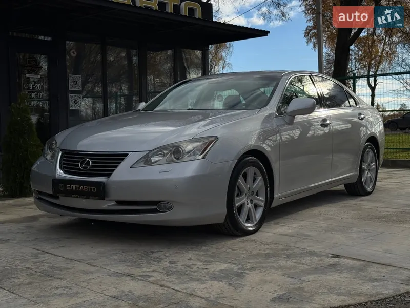 Lexus ES