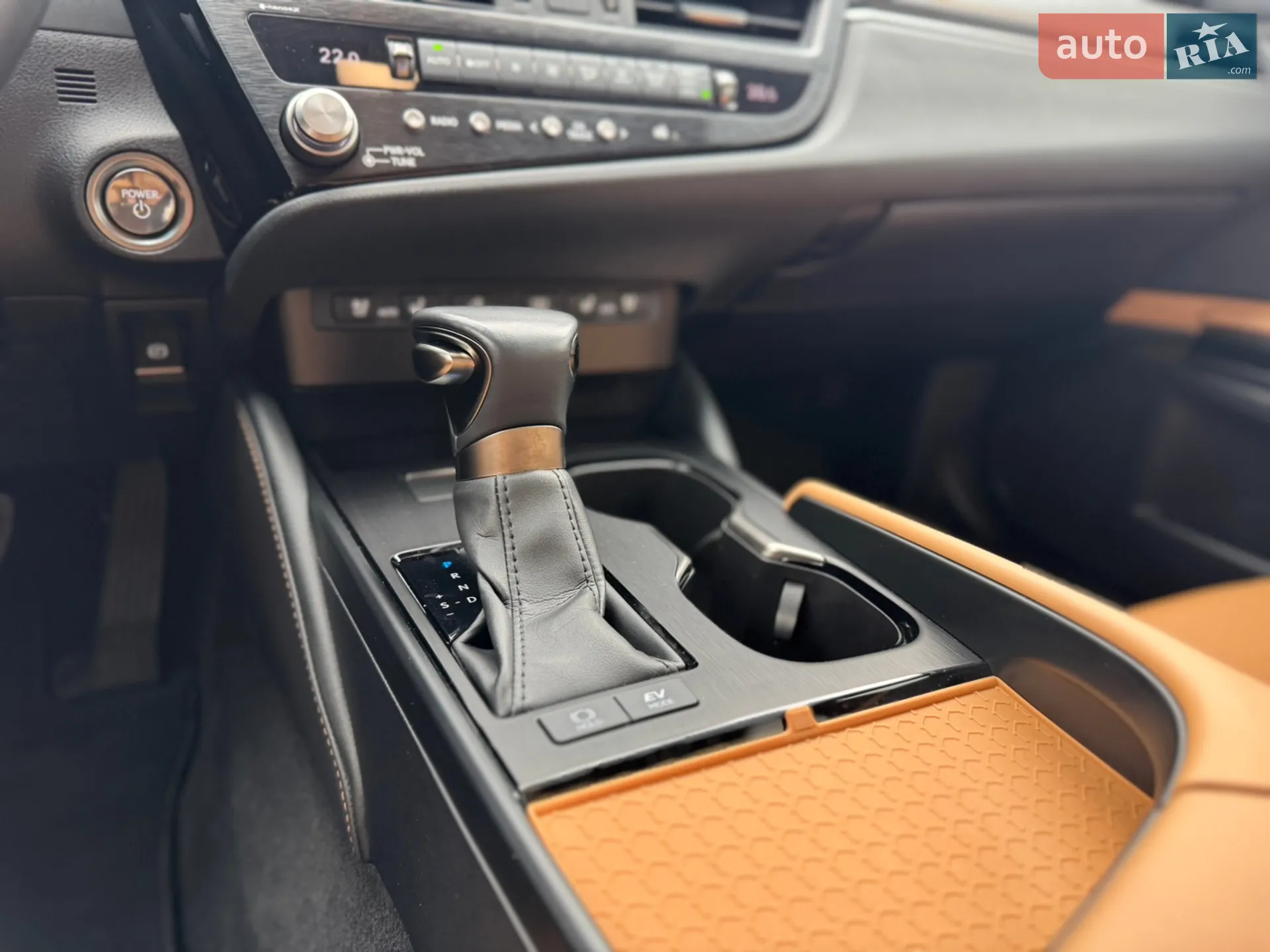 2022 Lexus ES - мініатюра 19