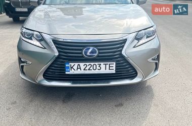 Седан Lexus ES 2017 в Киеве