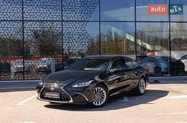 Седан Lexus ES 2023 в Києві