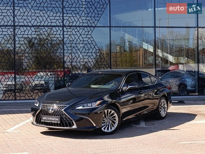 Lexus ES 2023