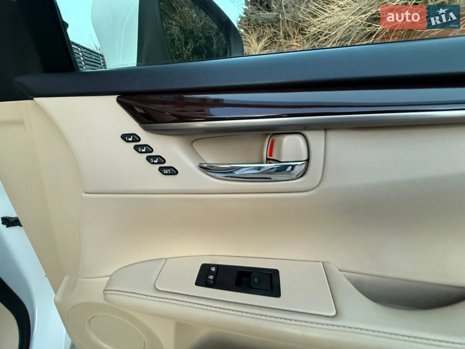 2013 Lexus ES - мініатюра 87