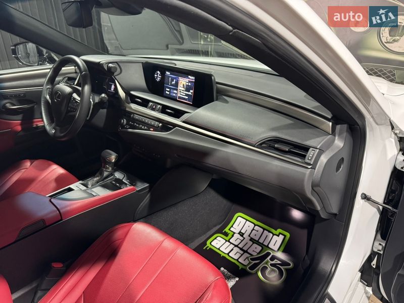 Седан Lexus ES 2018 в Одессе