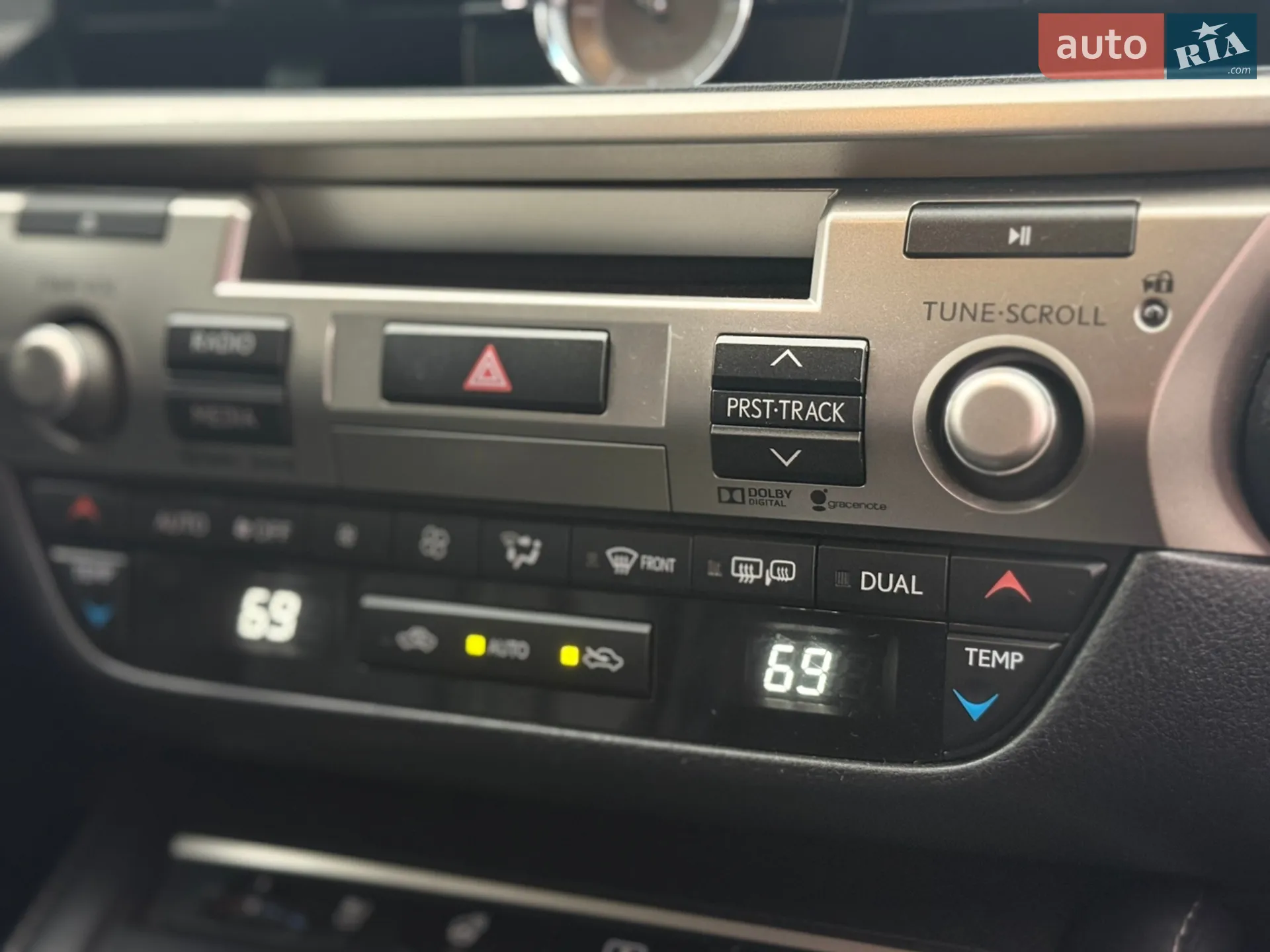 2016 Lexus ES - мініатюра 46