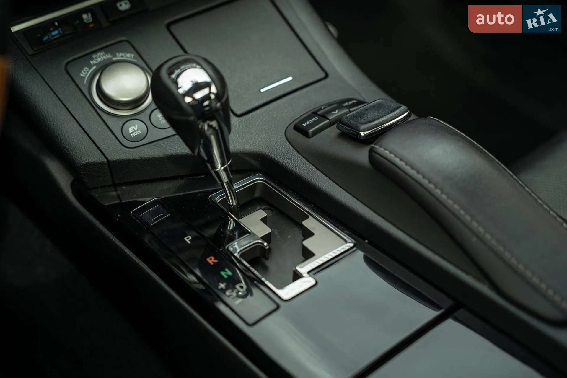 2014 Lexus ES - мініатюра 32
