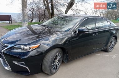 Седан Lexus ES 2016 в Одесі