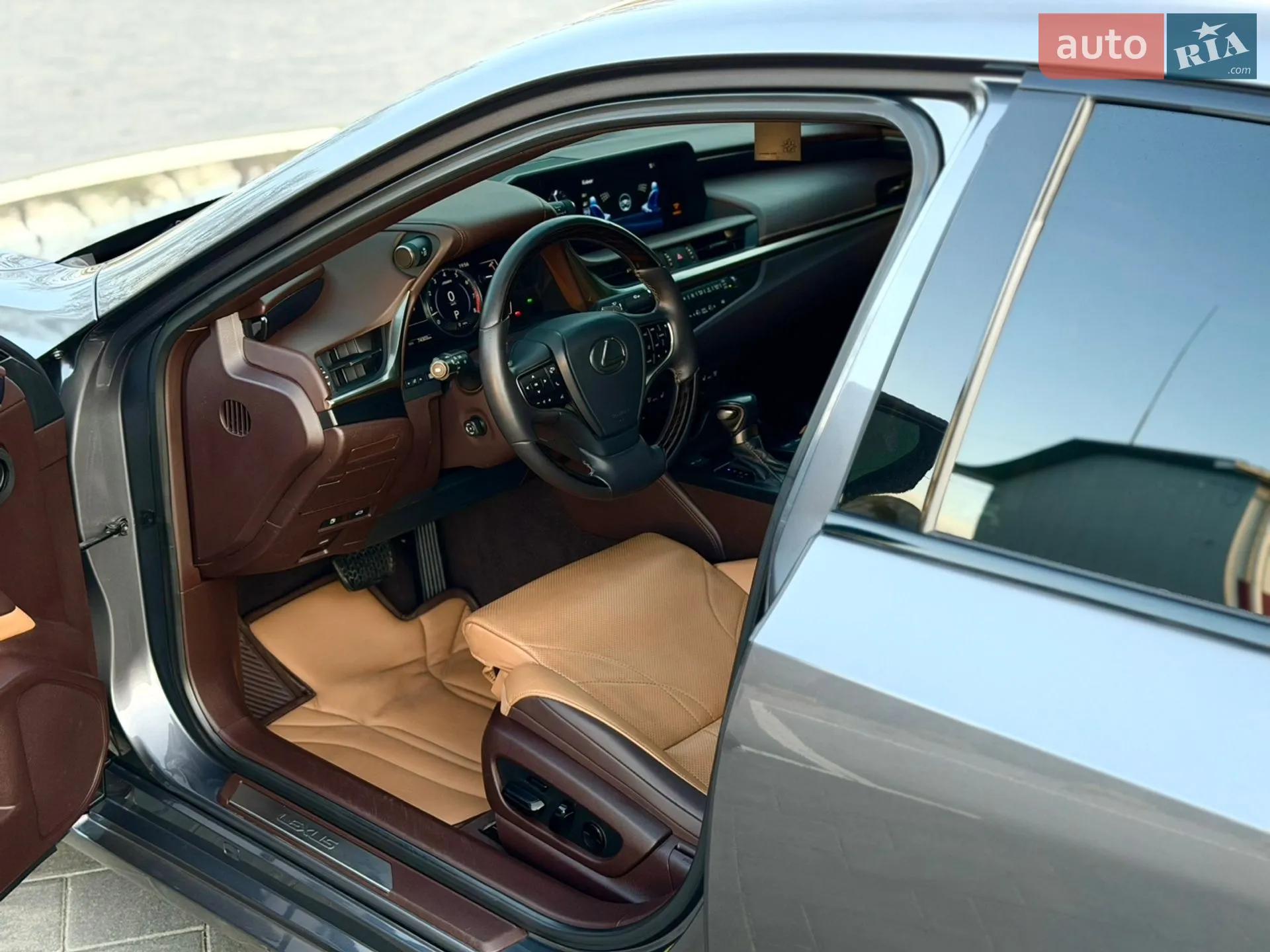 2020 Lexus ES - мініатюра 12