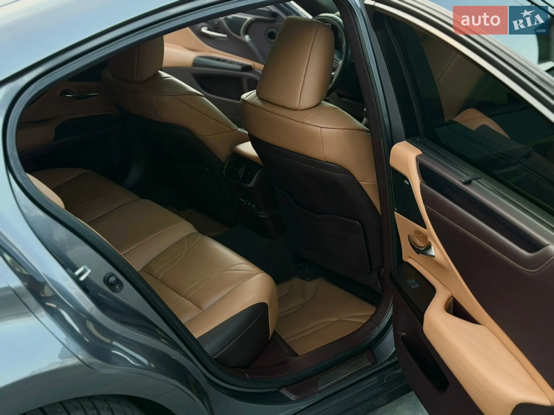 2020 Lexus ES - мініатюра 27