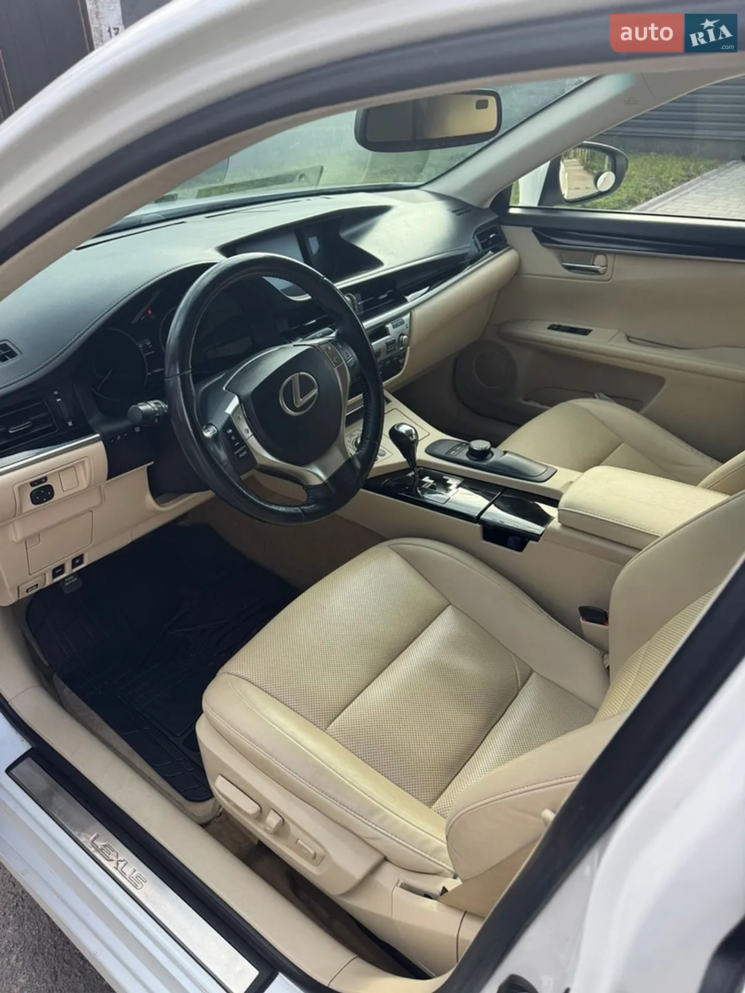 2015 Lexus ES - мініатюра 10
