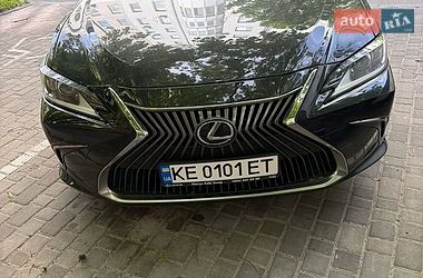 Седан Lexus ES 2021 в Днепре
