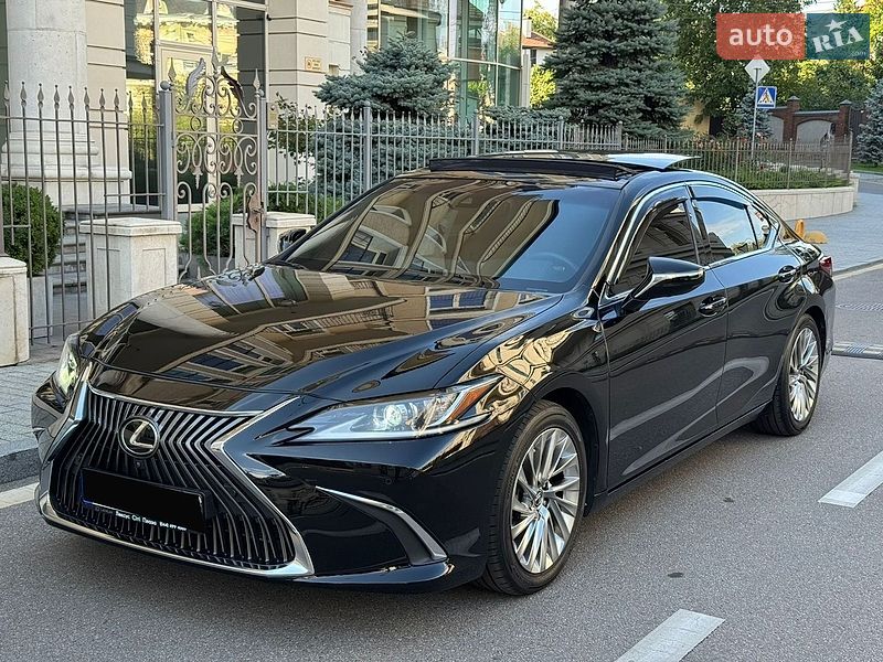Lexus ES 2018