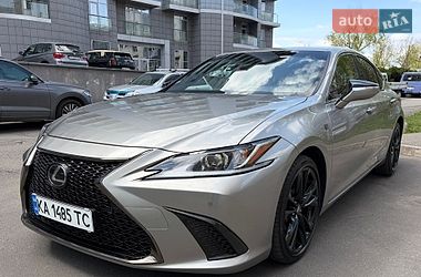 Седан Lexus ES 2023 в Киеве