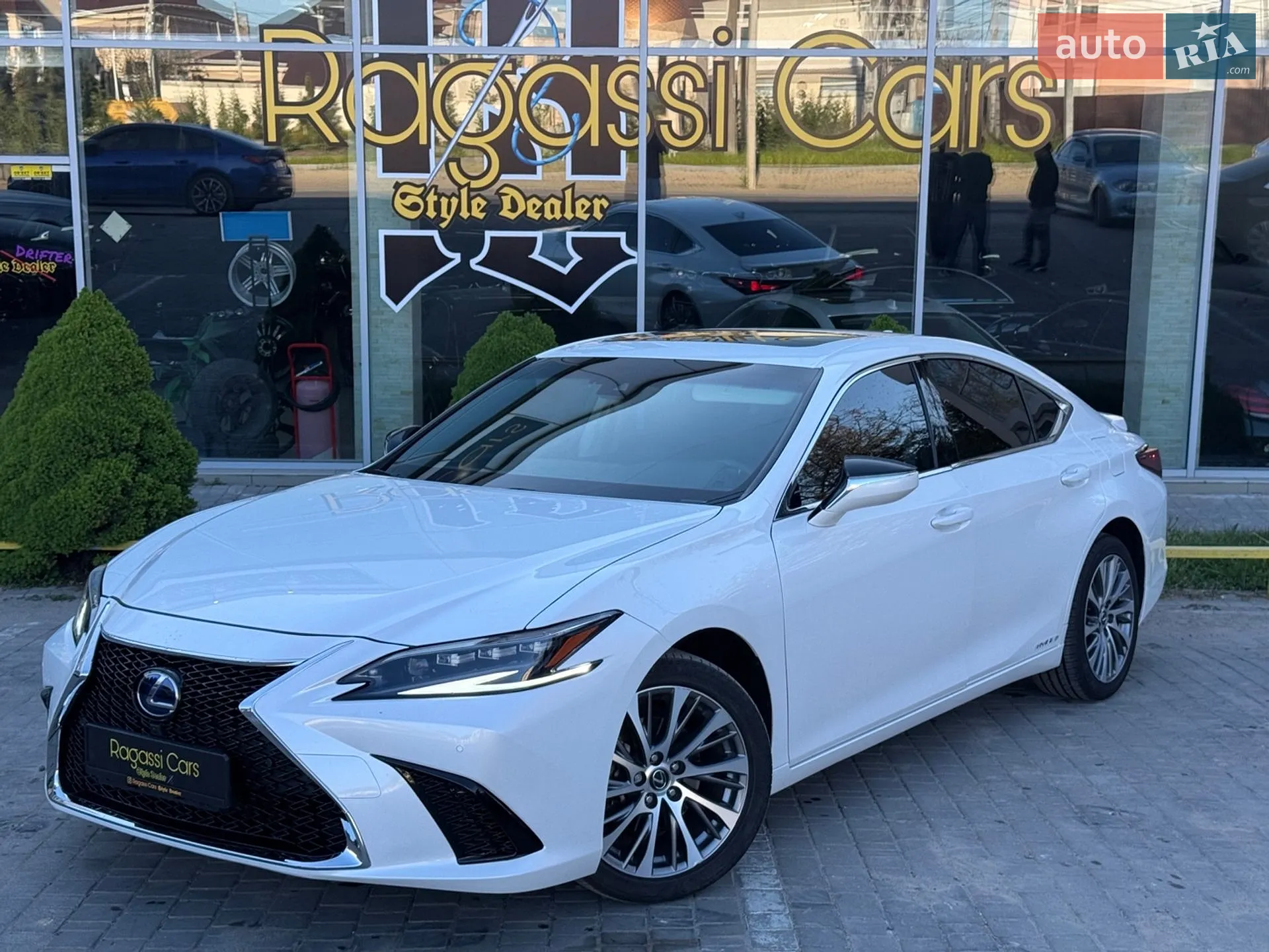 2021 Lexus ES - мініатюра 3