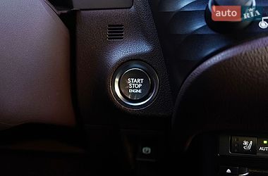 Седан Lexus ES 2019 в Львове