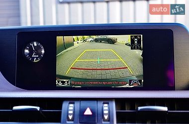 Седан Lexus ES 2019 в Львове