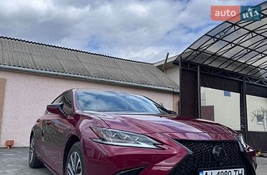 Седан Lexus ES 2022 в Киеве