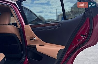 Седан Lexus ES 2022 в Киеве