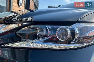 Седан Lexus ES 2015 в Житомирі