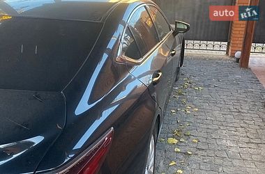 Седан Lexus ES 2019 в Киеве