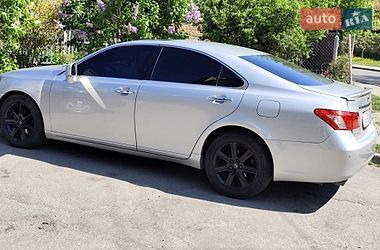 Седан Lexus ES 2006 в Бердичеві