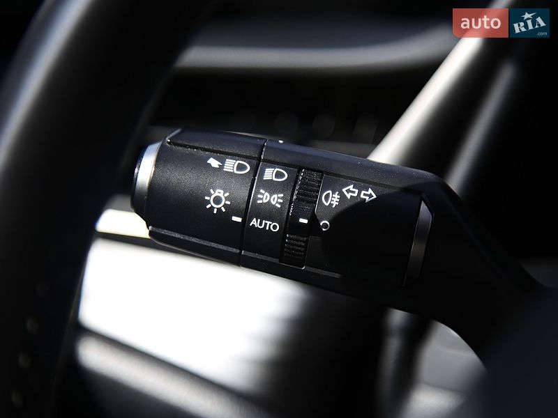 Седан Lexus ES 2018 в Харькове