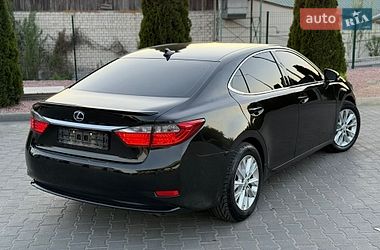 Седан Lexus ES 2013 в Вінниці