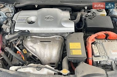 Седан Lexus ES 2012 в Коростене