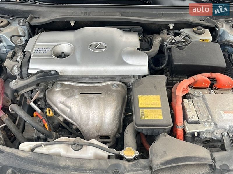 Седан Lexus ES 2012 в Коростене